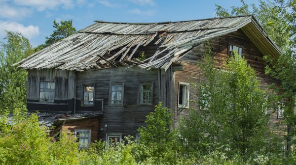 Cottage Demolition in Waxahachie