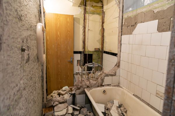 Bath Demolition in Waxahachie
